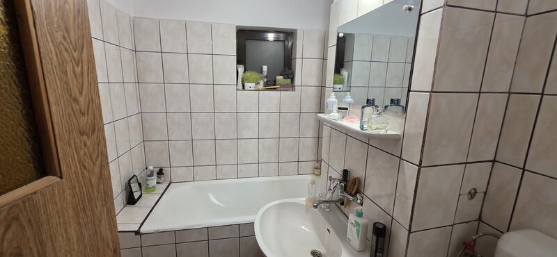 13 Septembrie, Catedrala Mantuirii Neamului